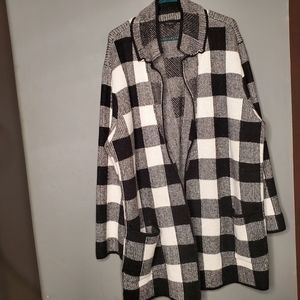 Talbots black and white checkered open boyfriend sweater  Size 2X